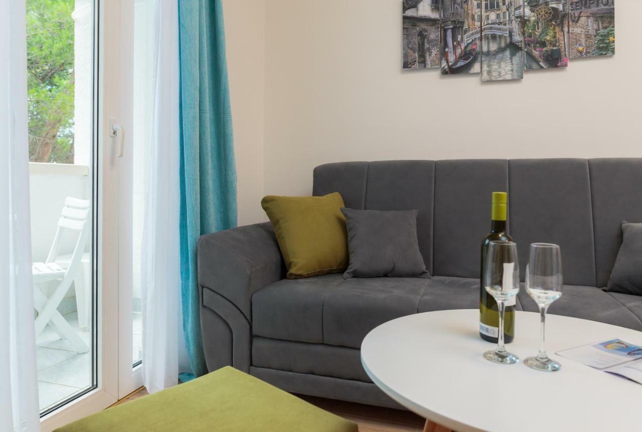 Villa Charlotte Omiš Esterno foto